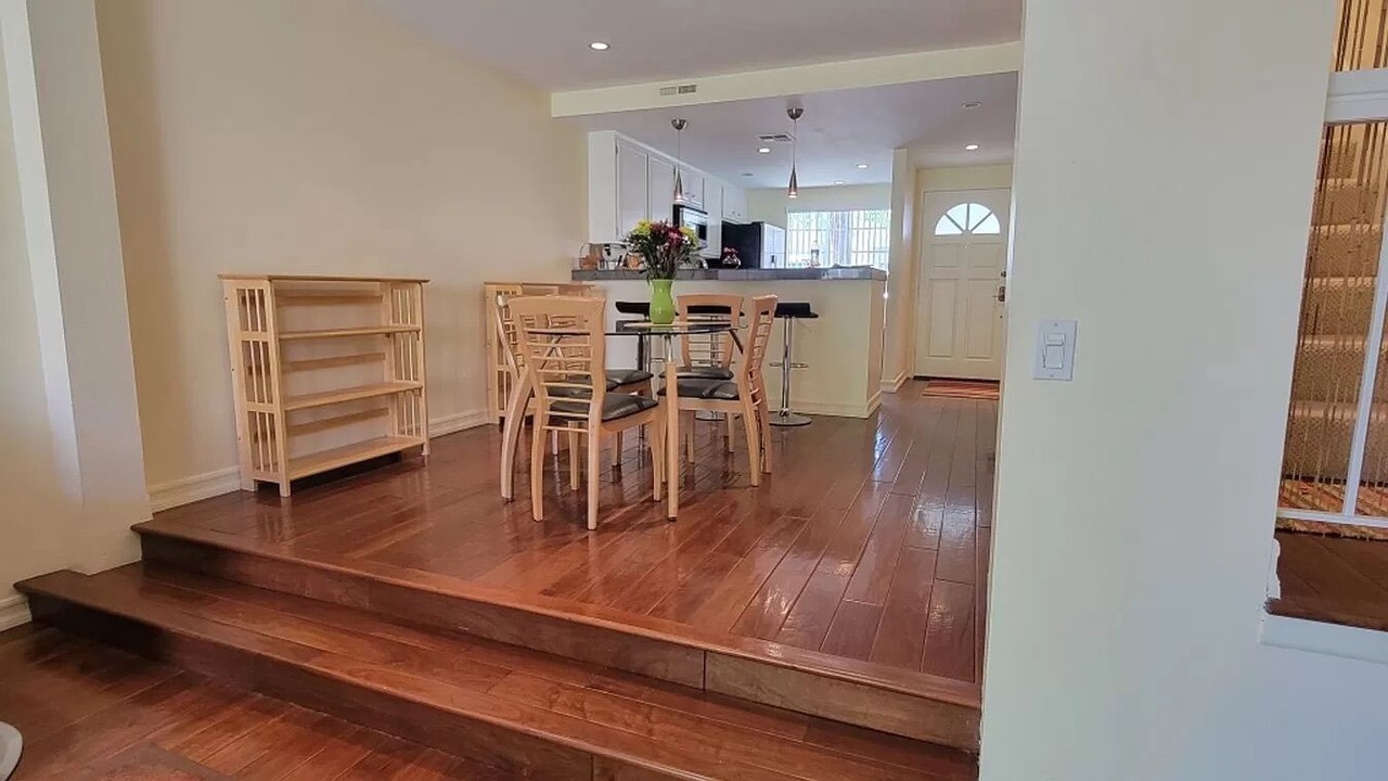 Photo of Bedroom in Calabasas