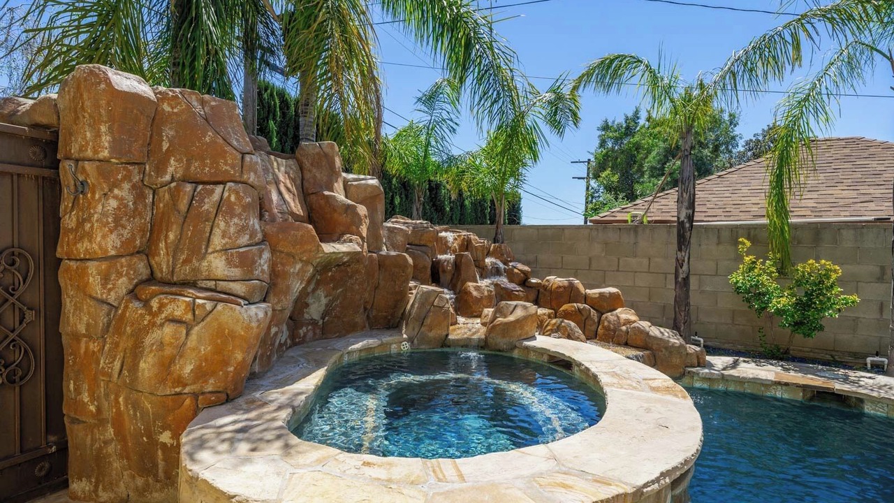 Photo of Outdoor in Burbank