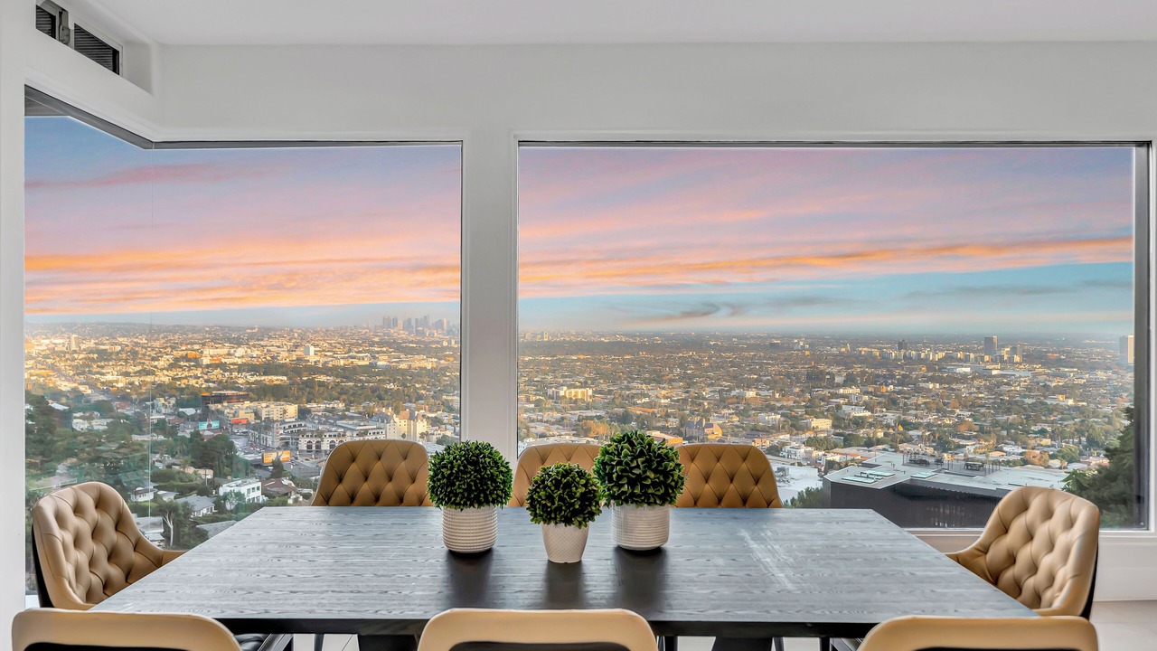 Photo of Others in Hollywood Hills West
