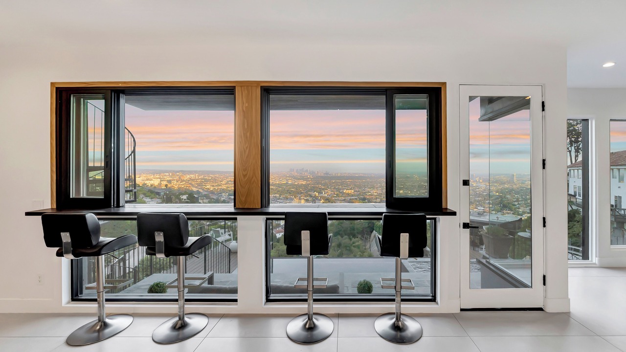 Photo of Others in Hollywood Hills West