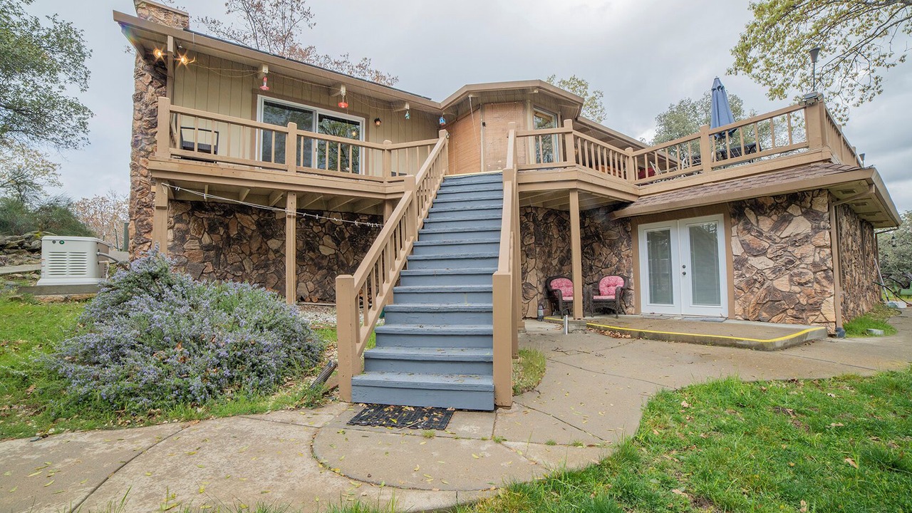 Photo of Outdoor in Phoenix Lake-Cedar Ridge