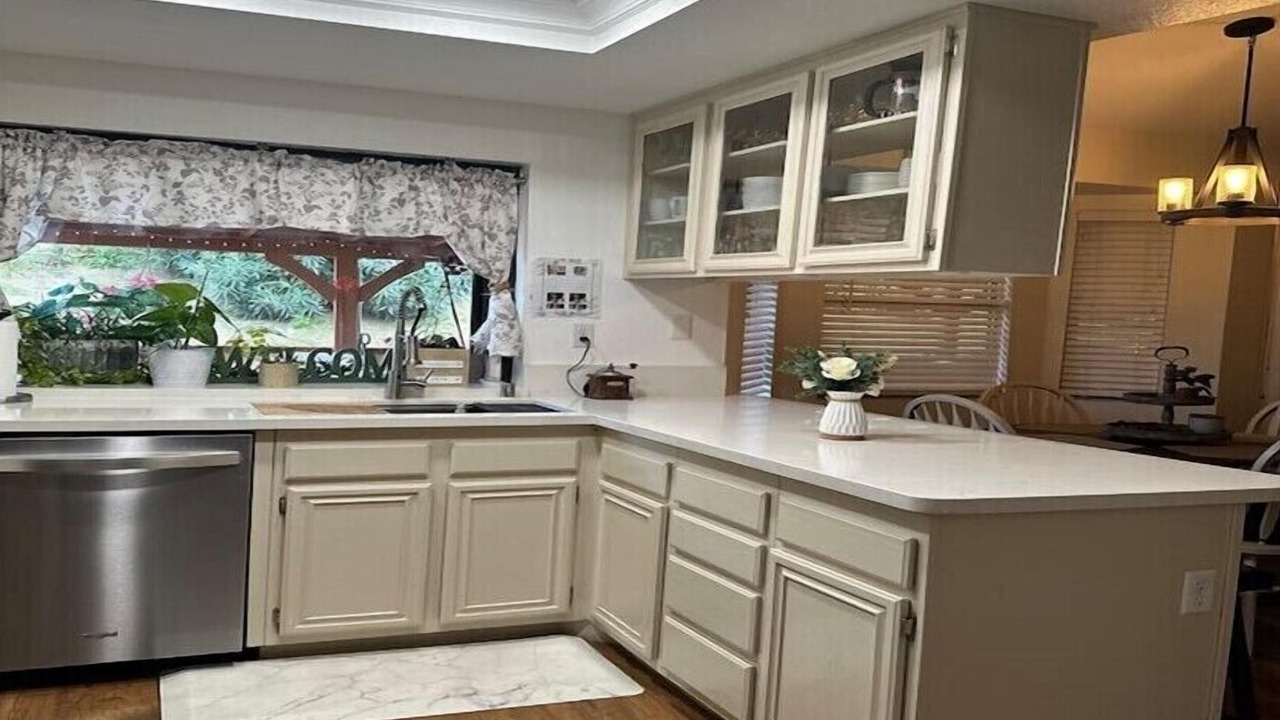 Photo of Kitchen in Palmdale
