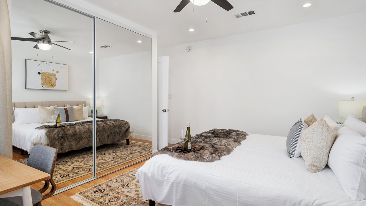 Photo of Bedroom in Valley Village