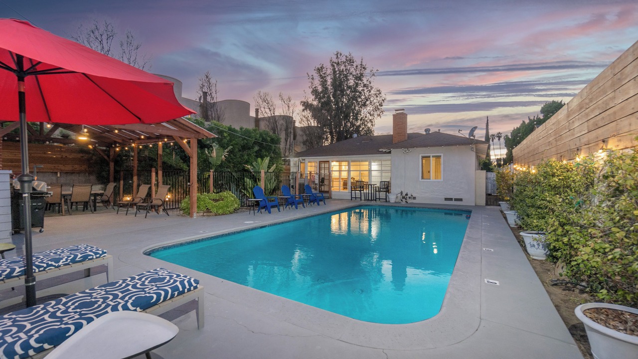 Photo of Outdoor in Valley Village