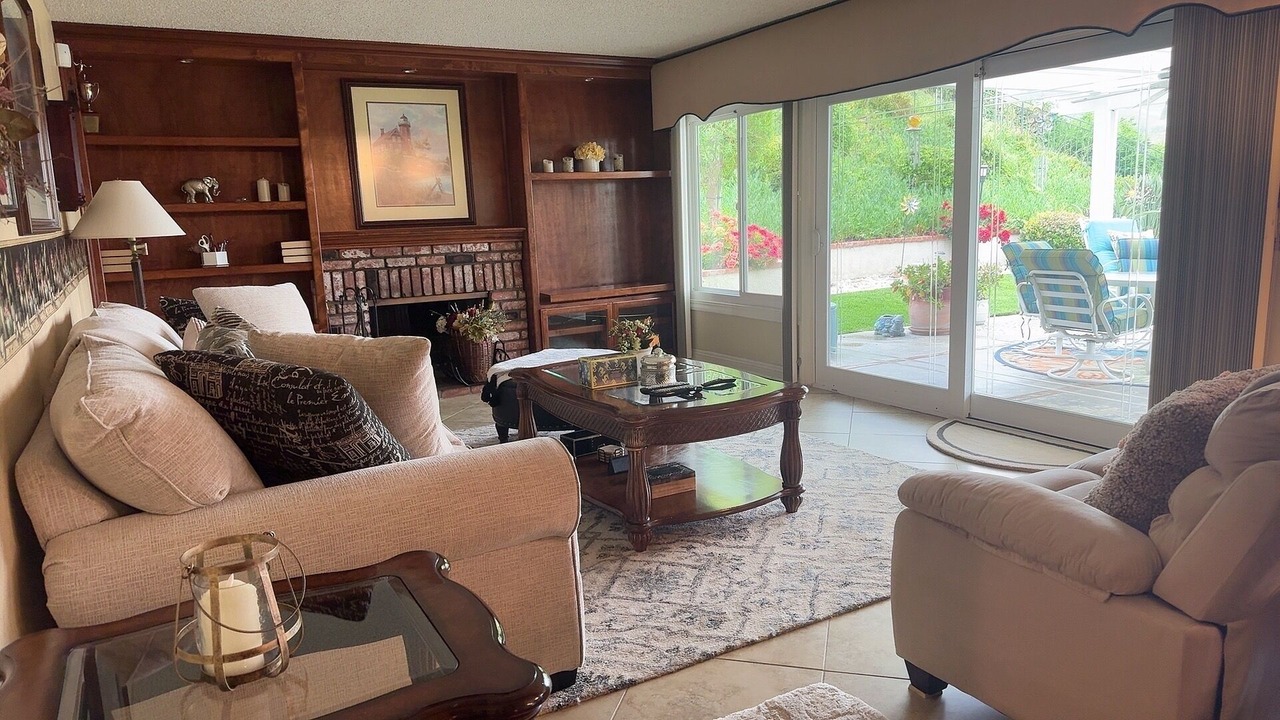 Photo of Livingroom in Bonita