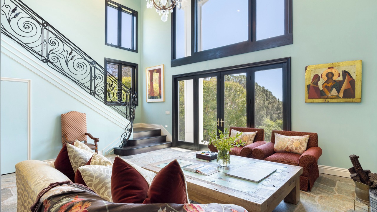 Photo of Livingroom in Malibu