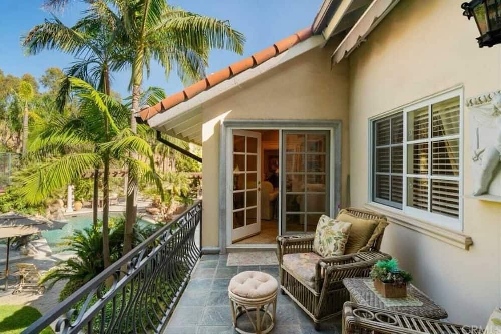 Photo of Outdoor in Foothill Ranch