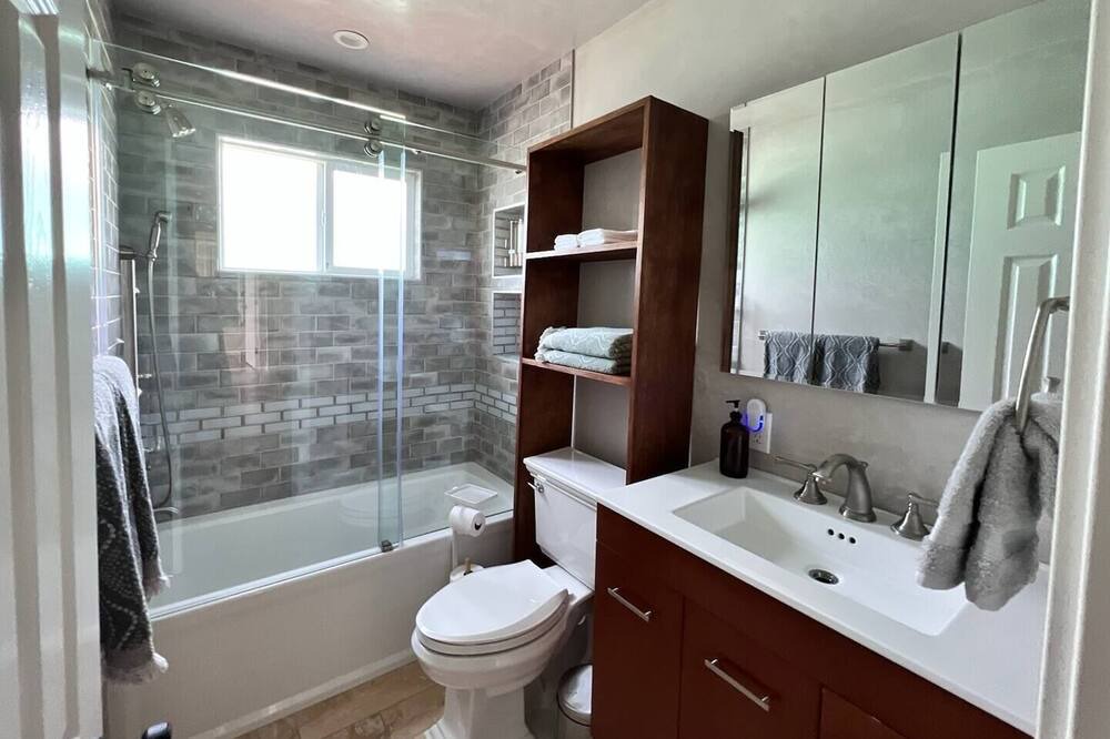 Photo of Bathroom in Seaside