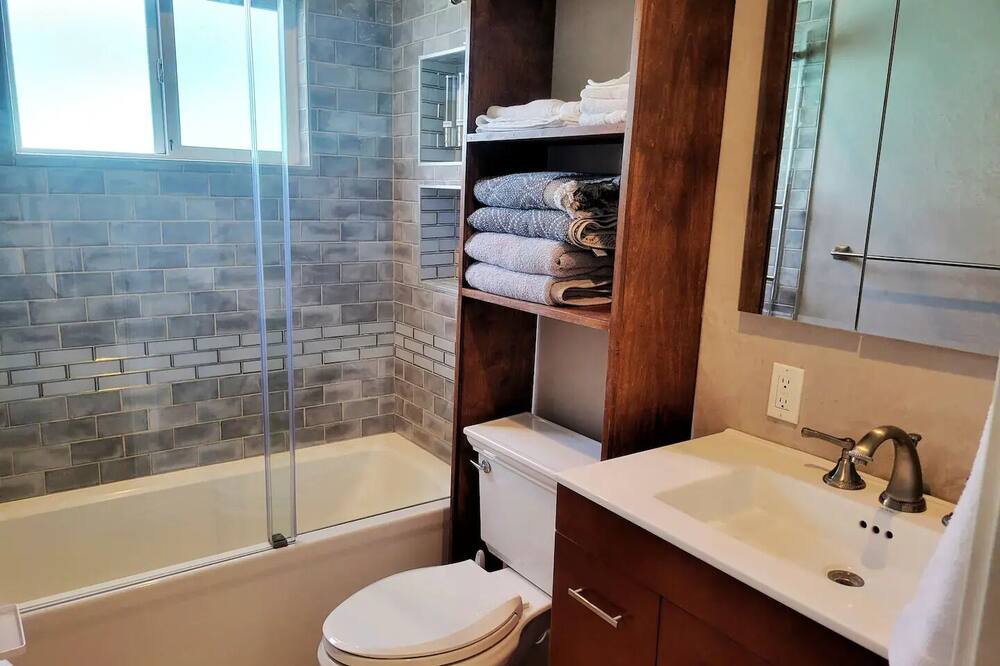 Photo of Bathroom in Seaside