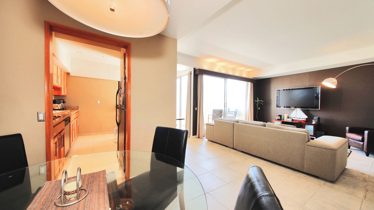Photo of Livingroom in Hollywood Hills