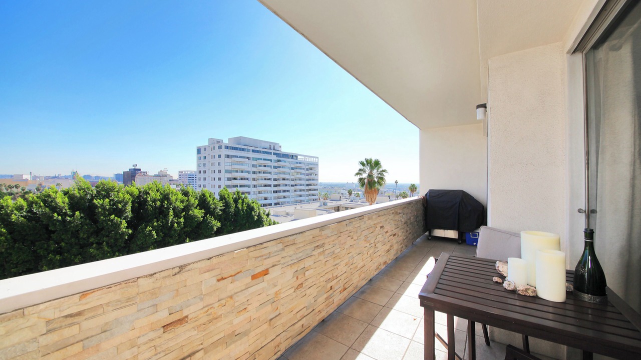 Photo of Outdoor in Hollywood Hills
