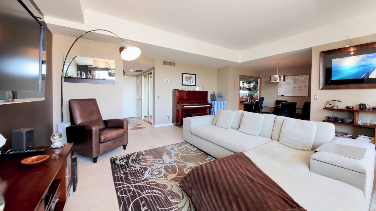 Photo of Livingroom in Hollywood Hills