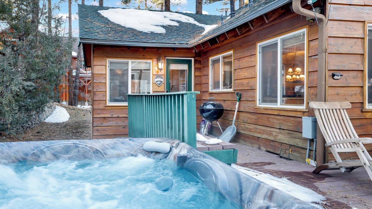 Photo of Bedroom in Big Bear Lake