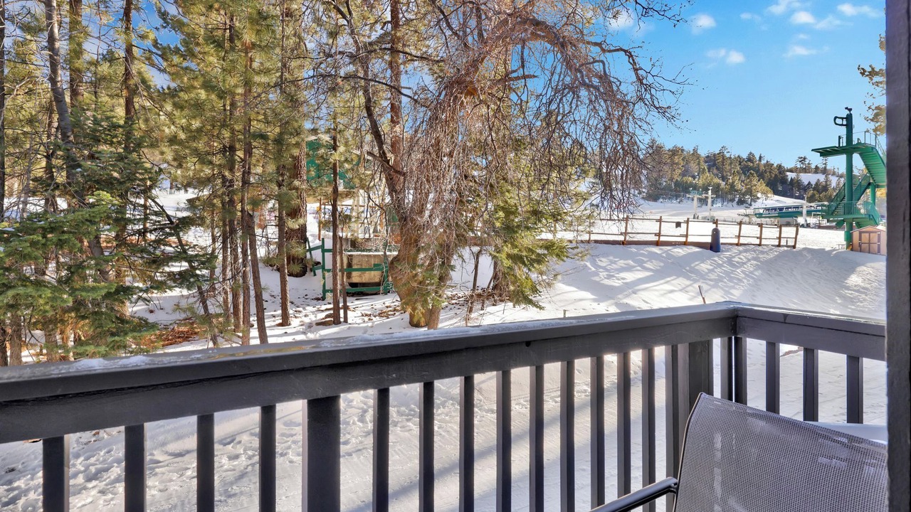 Photo of Bedroom in Big Bear Lake