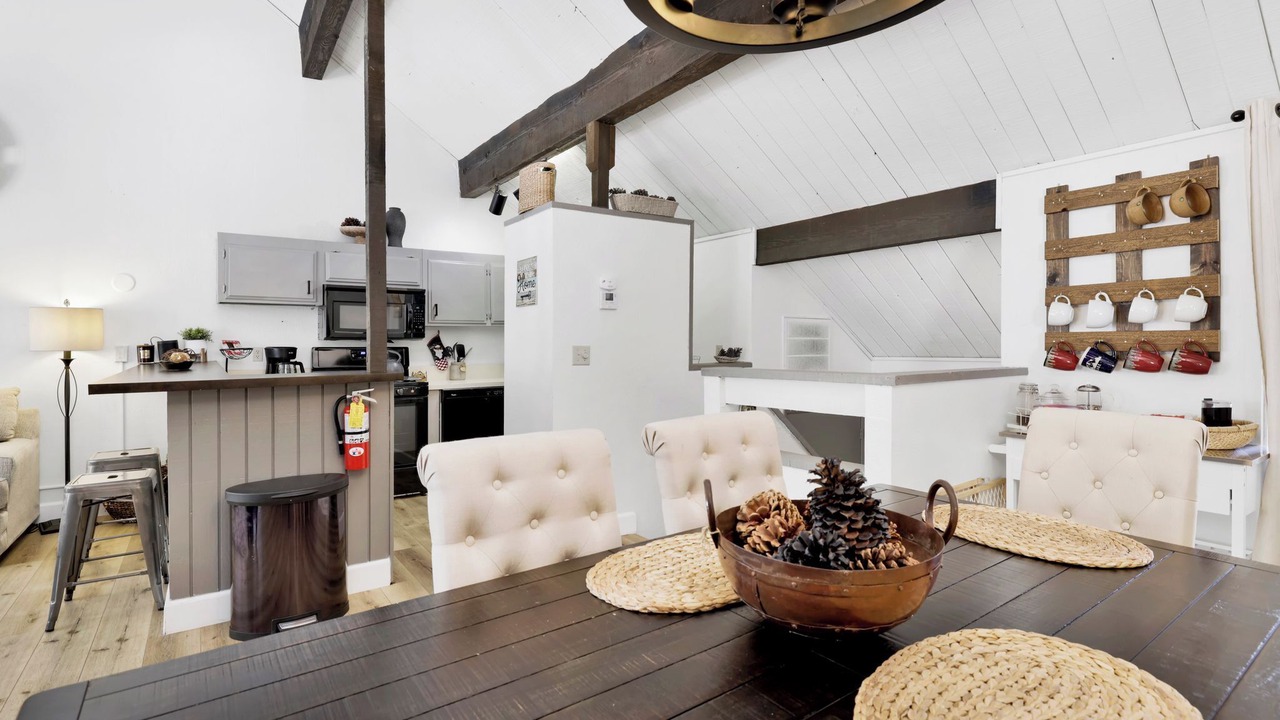 Photo of Bedroom in Big Bear Lake