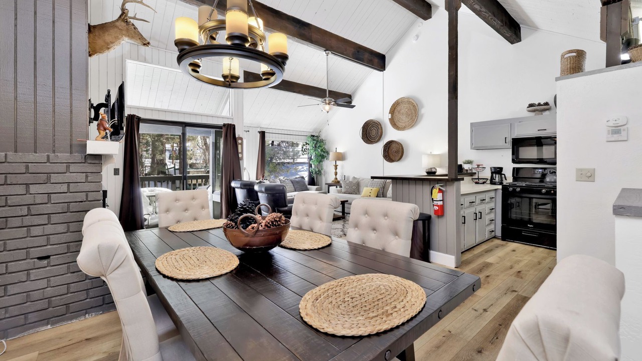 Photo of Bedroom in Big Bear Lake