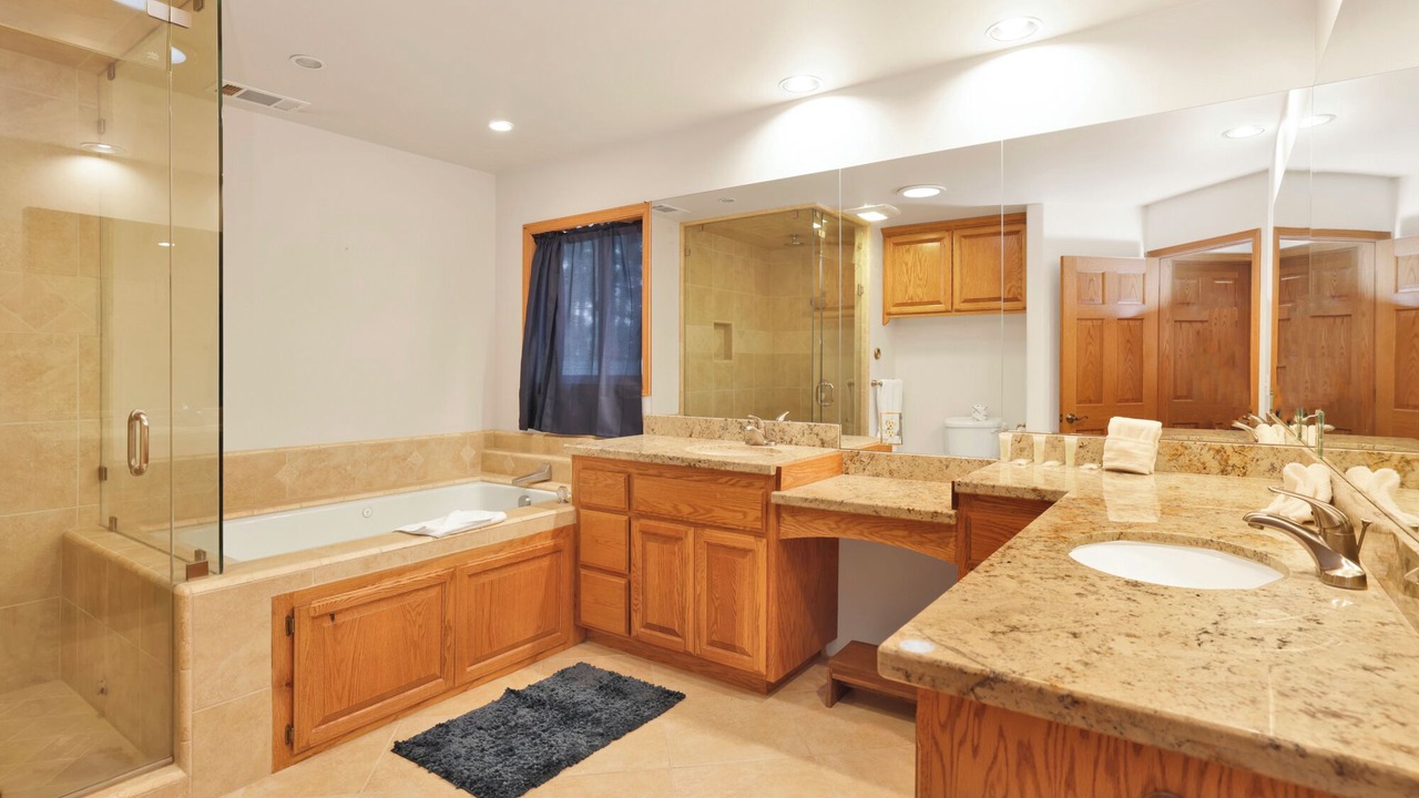 Photo of Bathroom in Fawnskin
