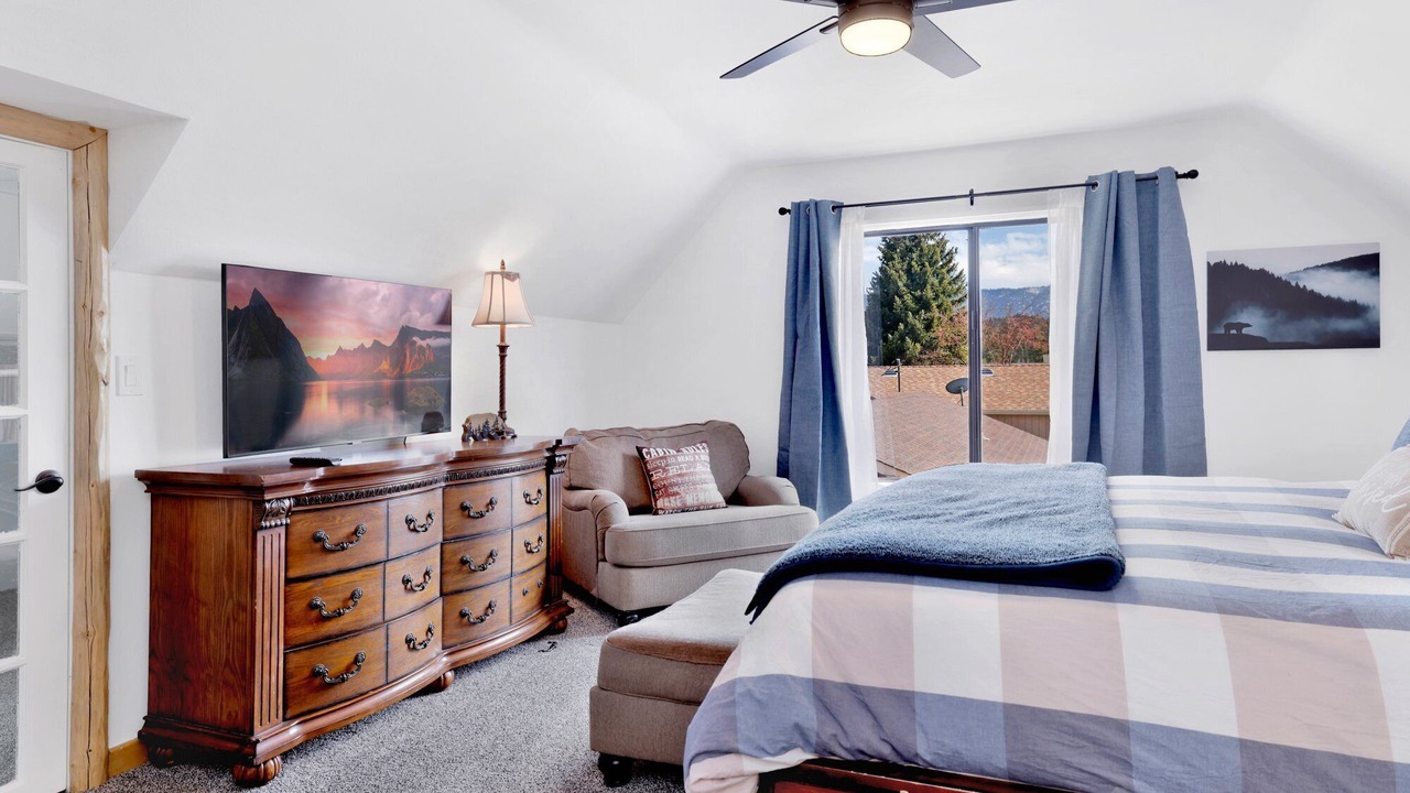 Photo of Bedroom in Big Bear City