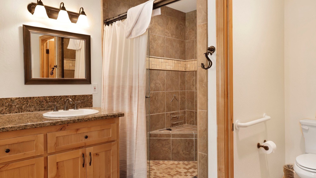 Photo of Bathroom in Fox Farm