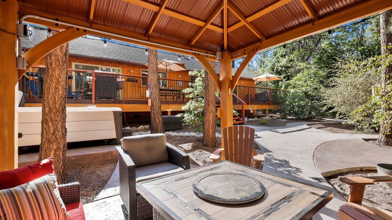 Photo of Outdoor in Fox Farm