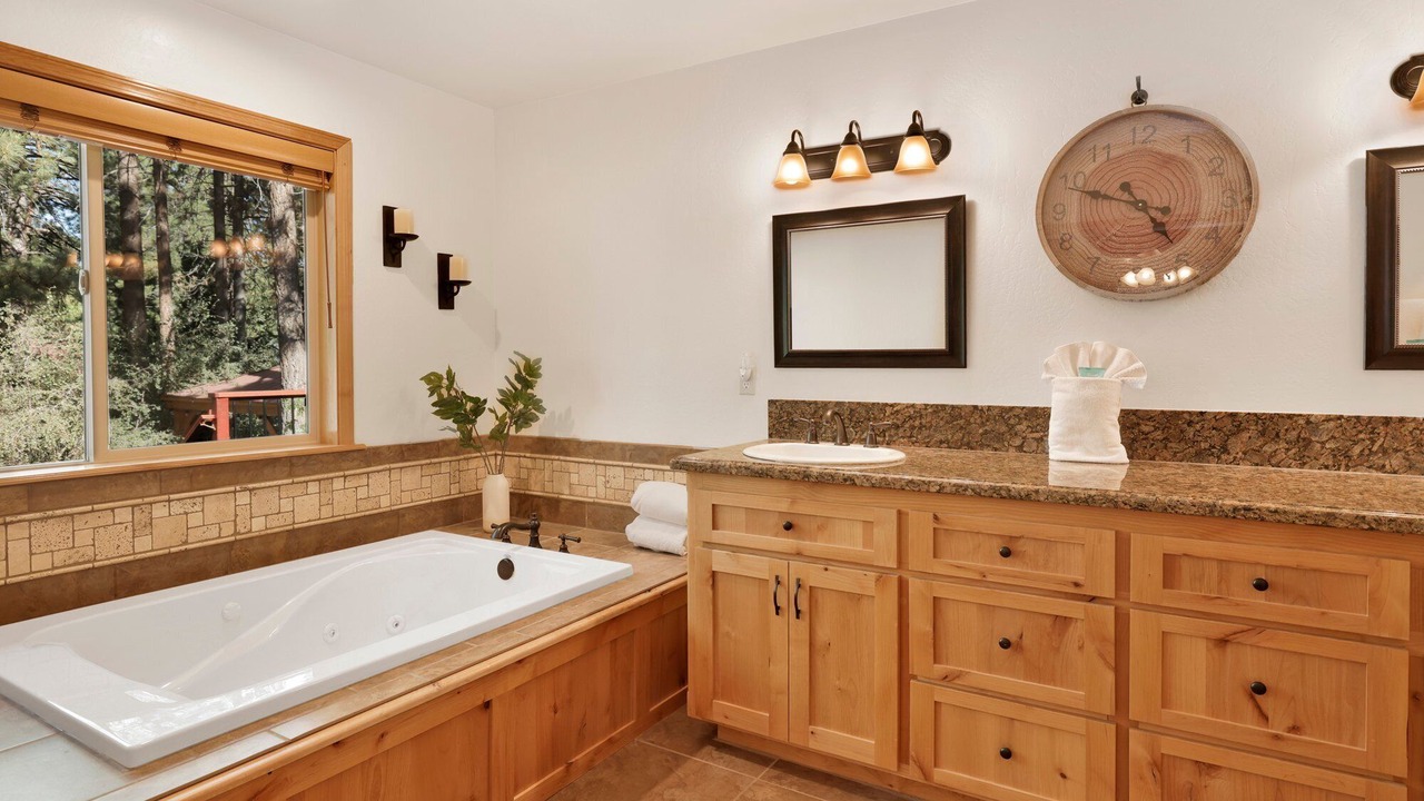 Photo of Bathroom in Fox Farm