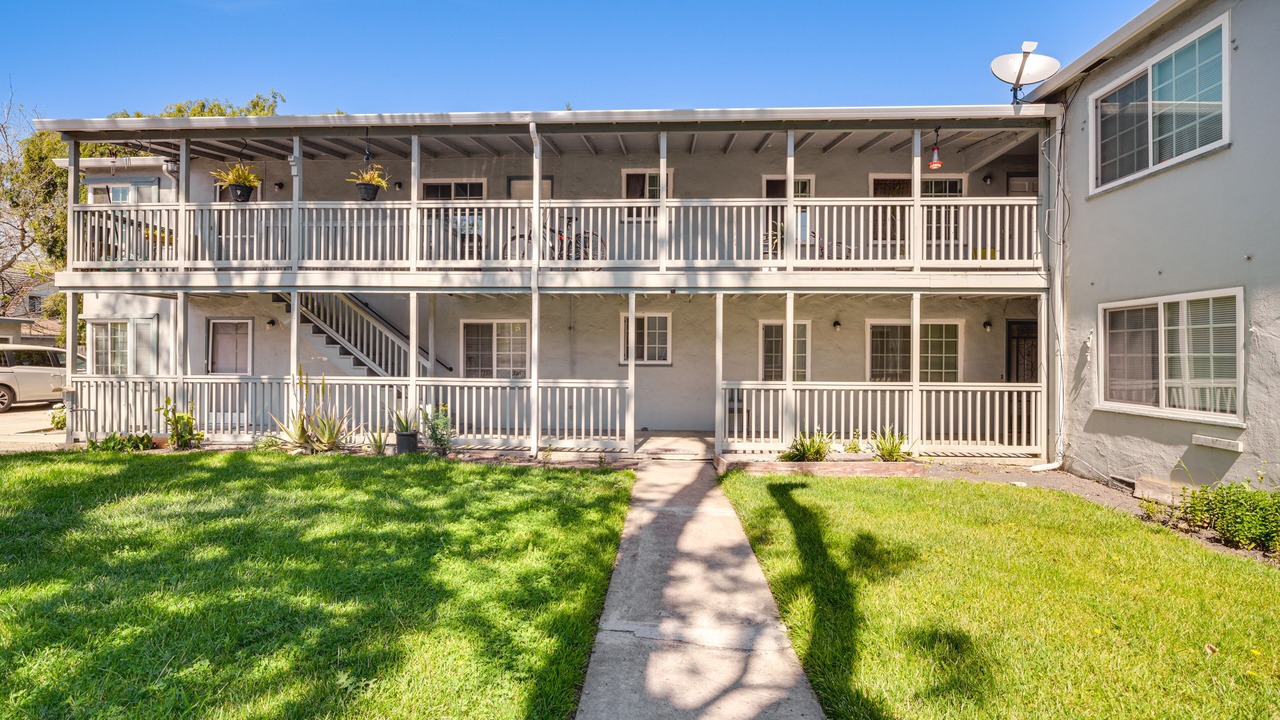 Photo of Outdoor in Newhall