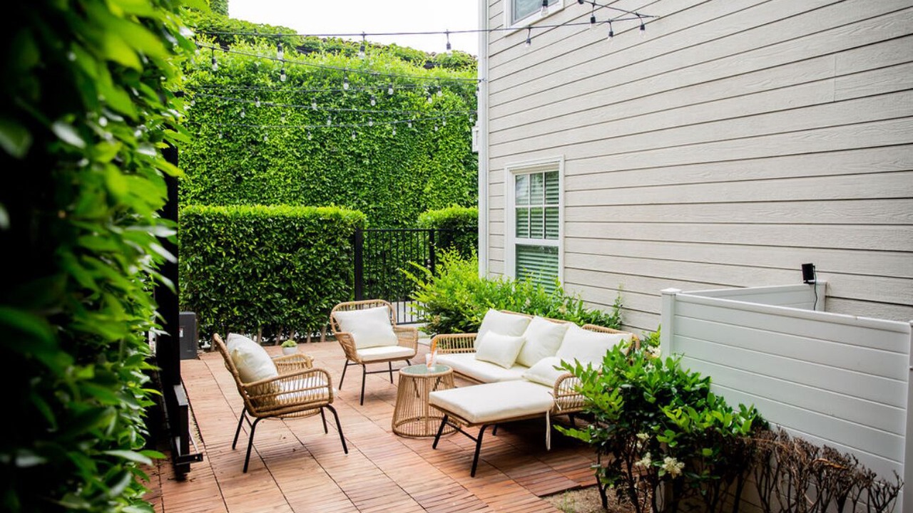 Photo of Patio Balcony in Hollywoodland