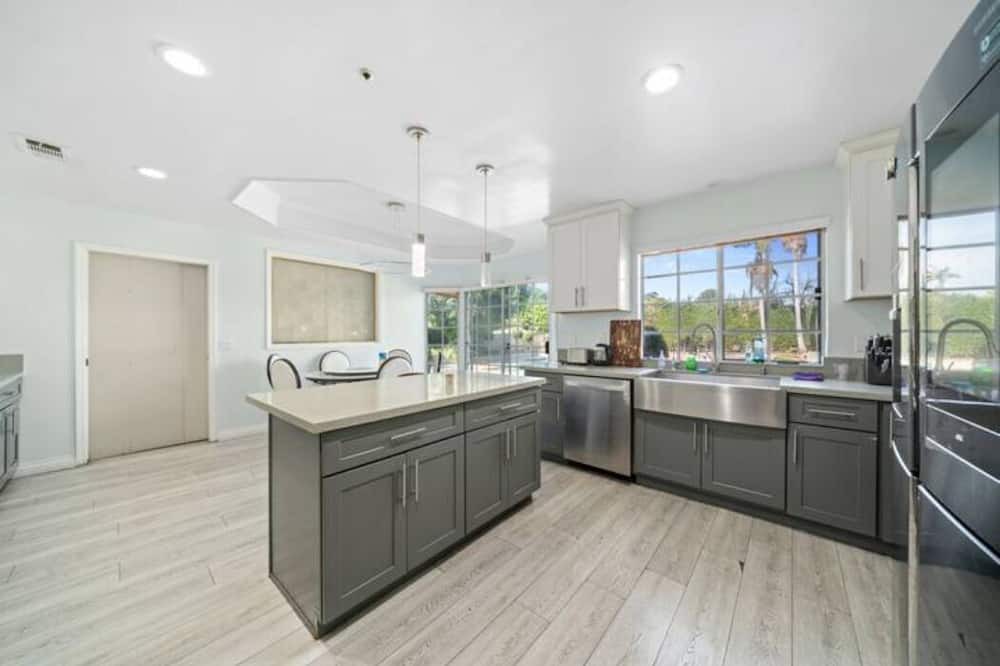 Photo of Kitchen in Monterey Park
