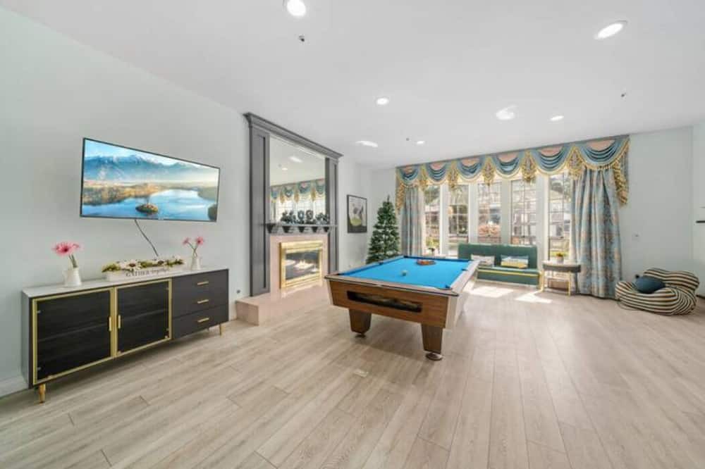 Photo of Bedroom in Monterey Park