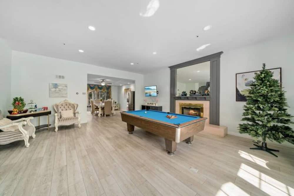 Photo of Bedroom in Monterey Park