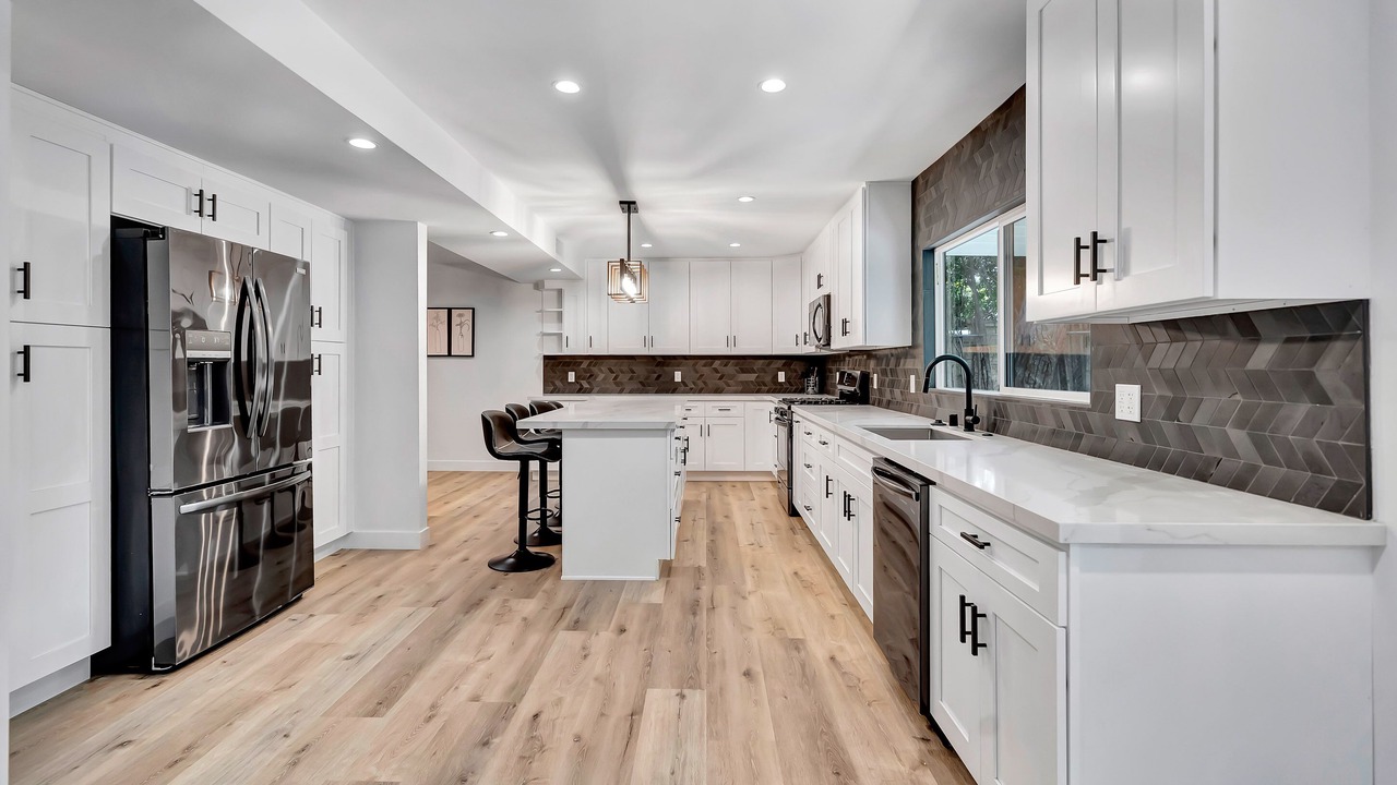 Photo of Kitchen in Woodland Hills