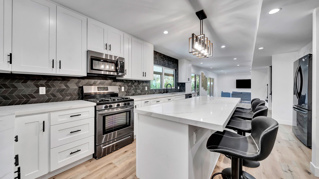 Photo of Kitchen in Woodland Hills