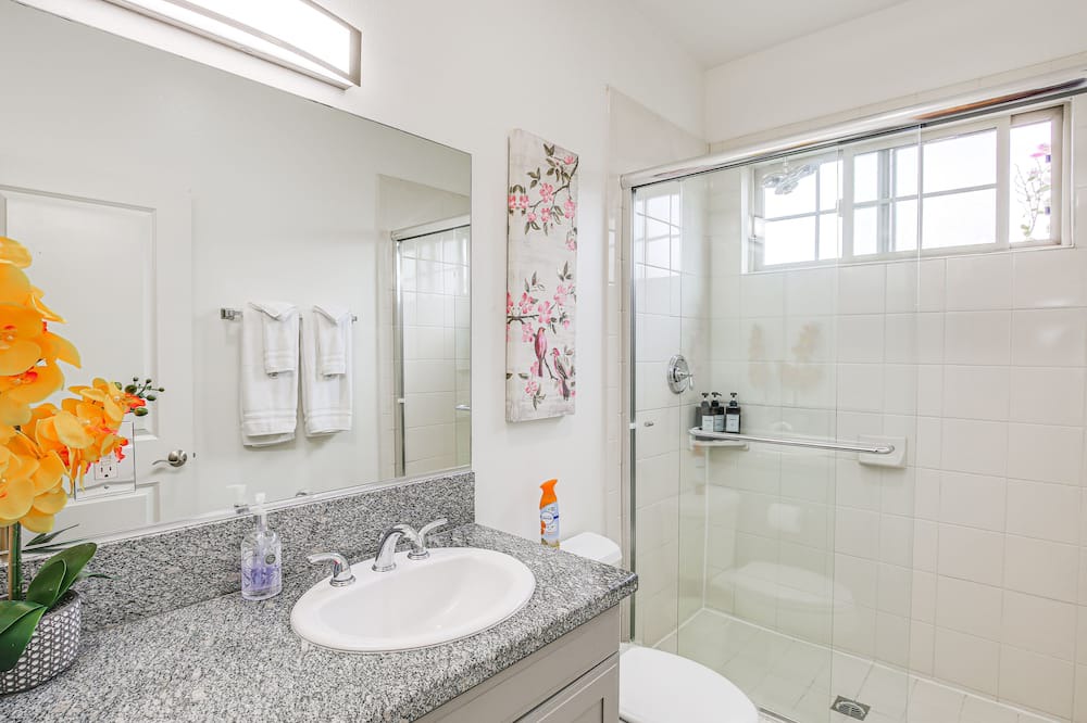 Photo of Bathroom in Anaheim Colony Historic District