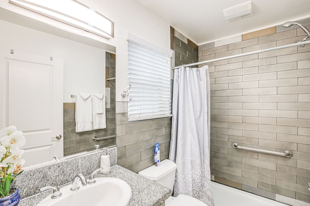 Photo of Bathroom in Anaheim Colony Historic District