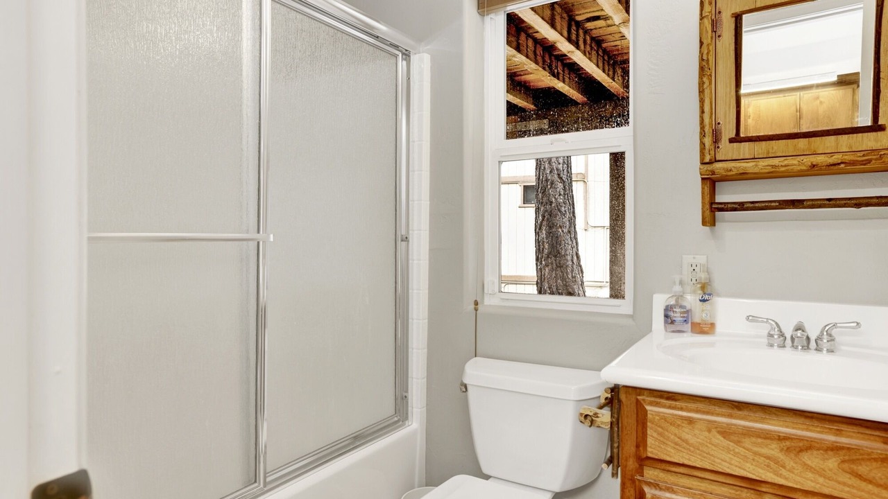 Photo of Bathroom in Whispering Forest