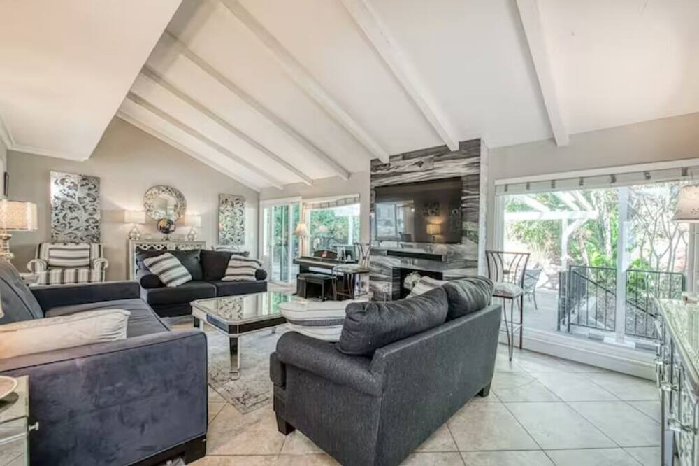 Photo of Livingroom in Mission Viejo