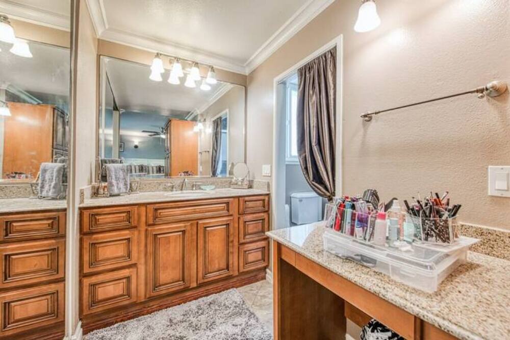 Photo of Bathroom in Mission Viejo