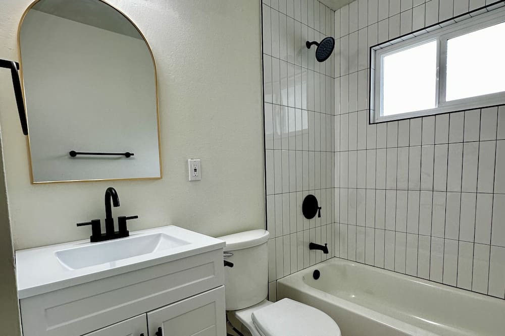 Photo of Bathroom in Redlands