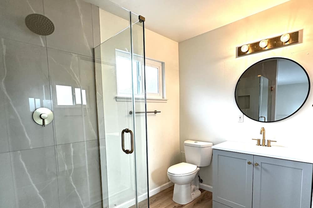 Photo of Bathroom in Redlands
