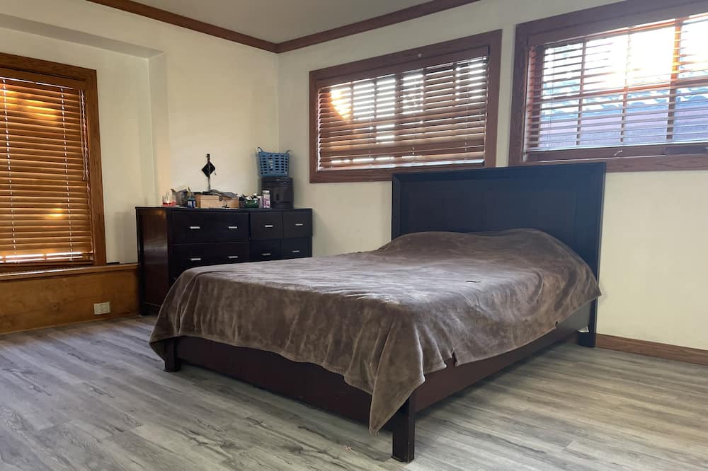Photo of Bedroom in Chatsworth