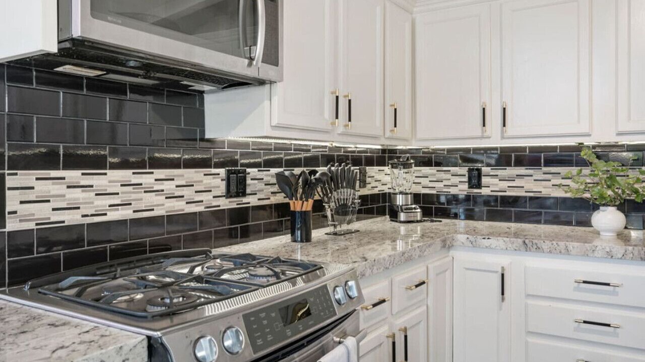 Photo of Kitchen in Sherwood Forest and Thistle Development