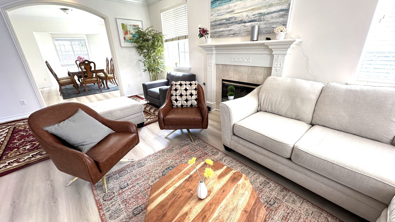 Photo of Livingroom in San Gabriel