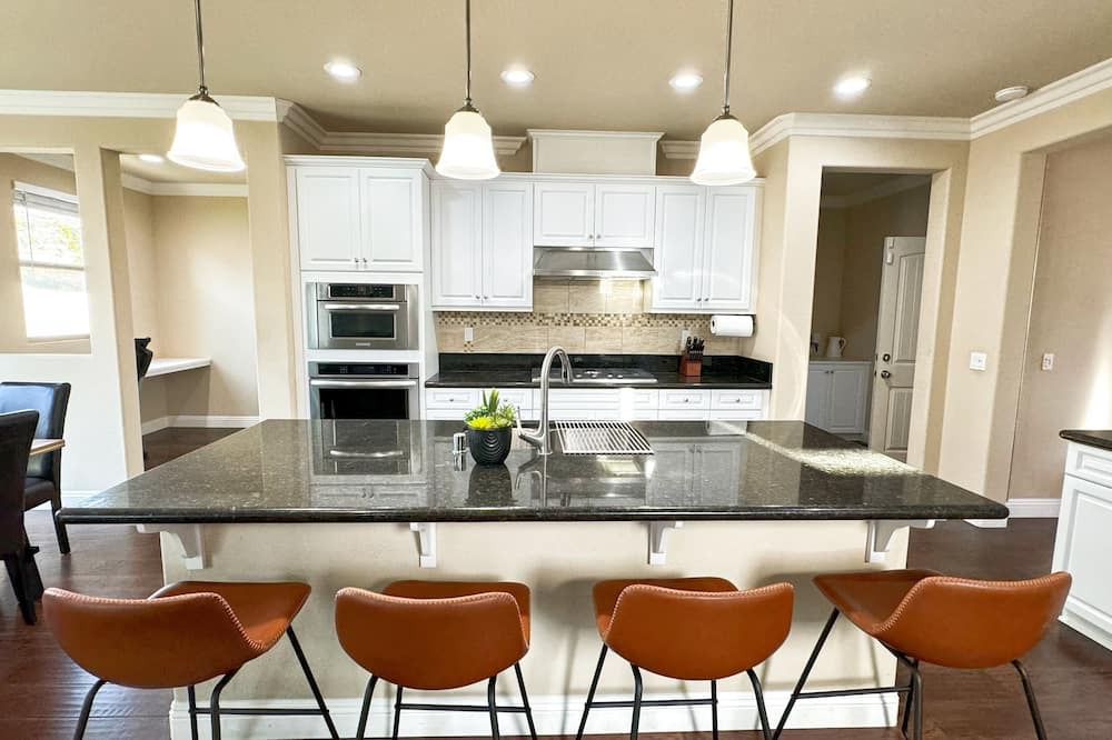 Photo of Kitchen in Eastvale