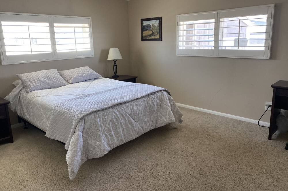 Photo of Bedroom in Thousand Palms