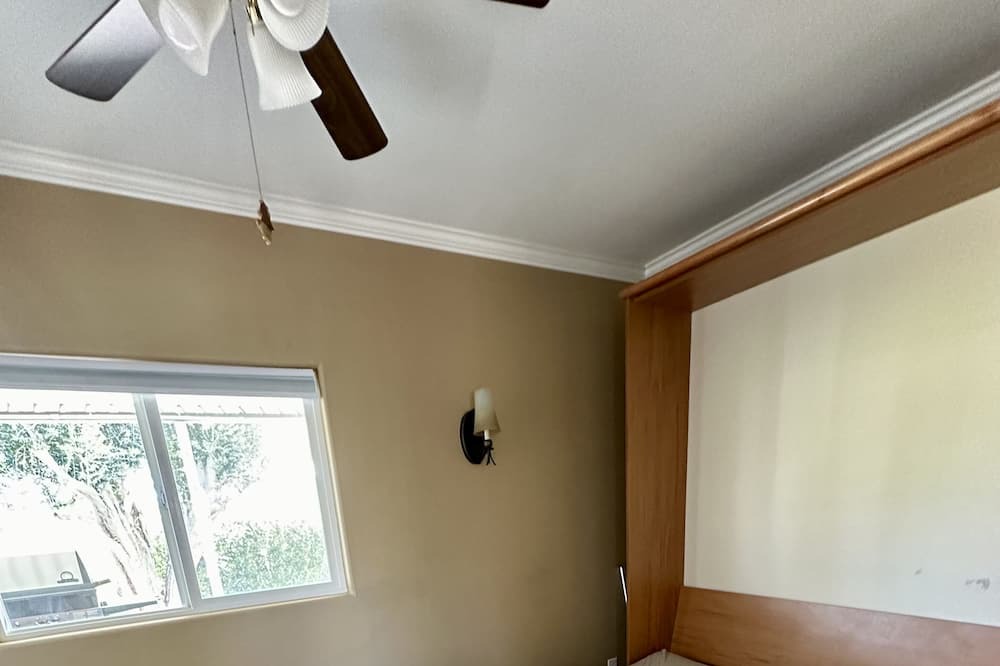 Photo of Bedroom in Thousand Palms