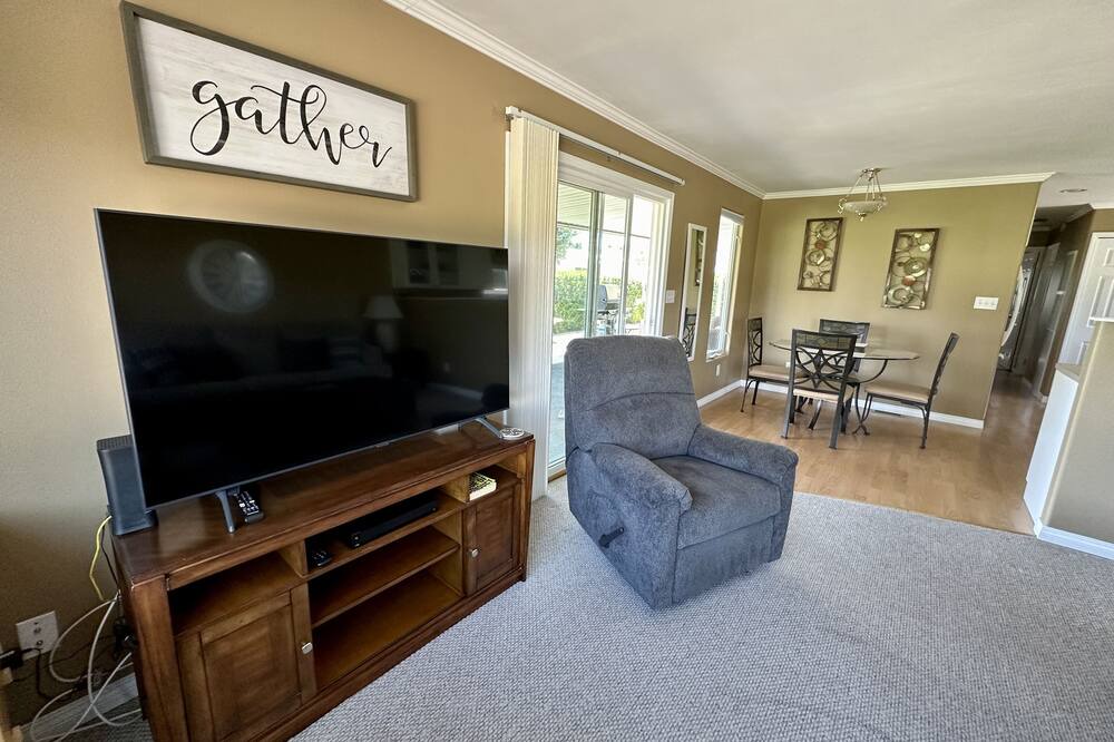 Photo of Livingroom in Thousand Palms