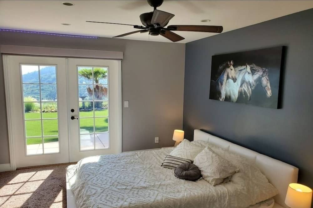 Photo of Bedroom in Lake Wohlford