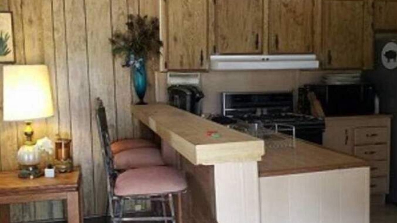Photo of Kitchen in Newberry Springs
