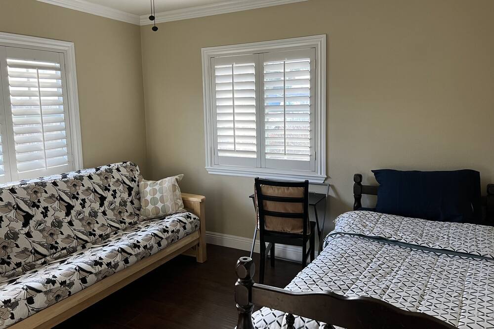 Photo of Bedroom in Buena Park