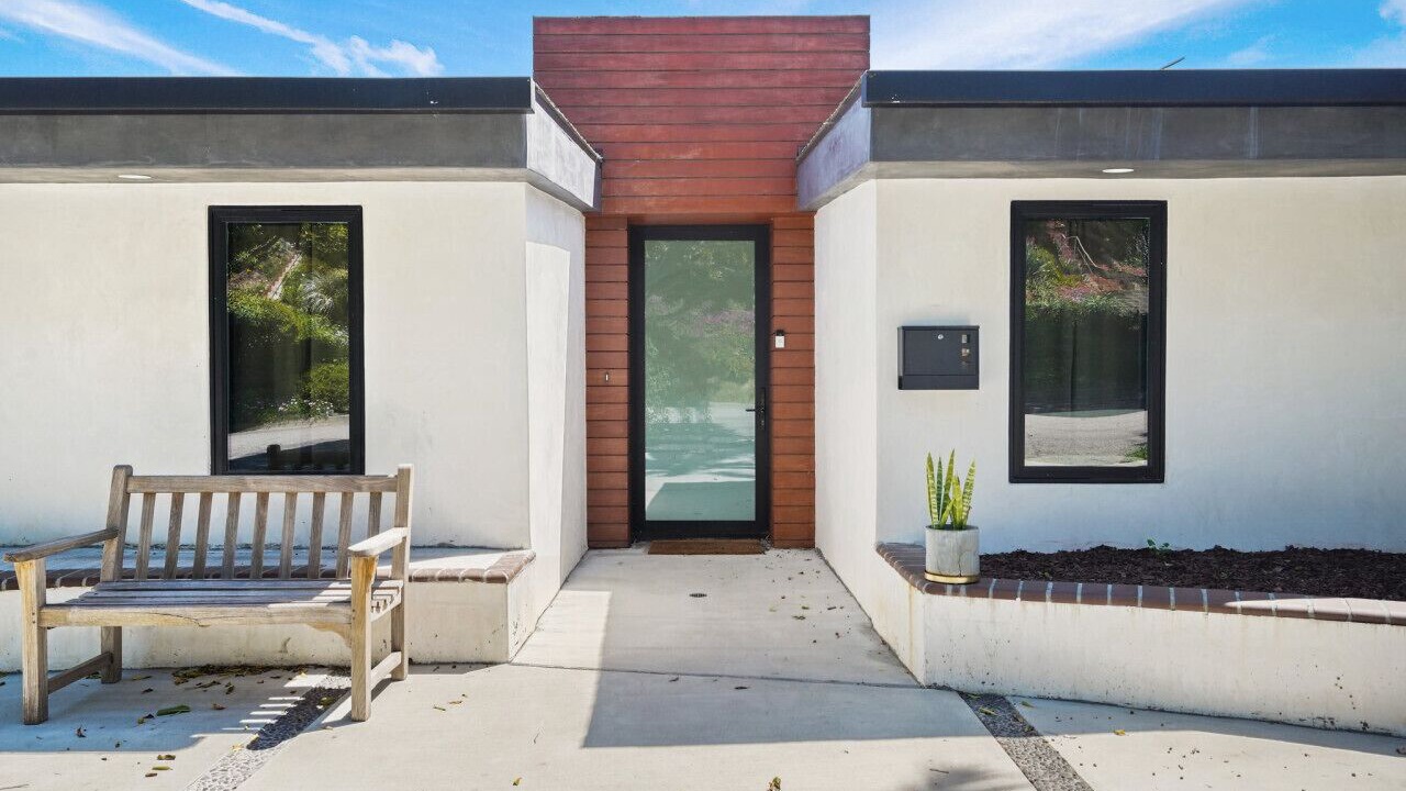 Photo of Patio Balcony in Culver - West